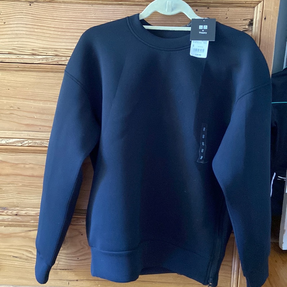 NWT- Black ultra stretch dry sweatshirt with side zip detail